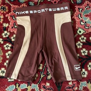 Women’s Nike biker shorts XS